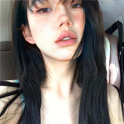 严肃的男人